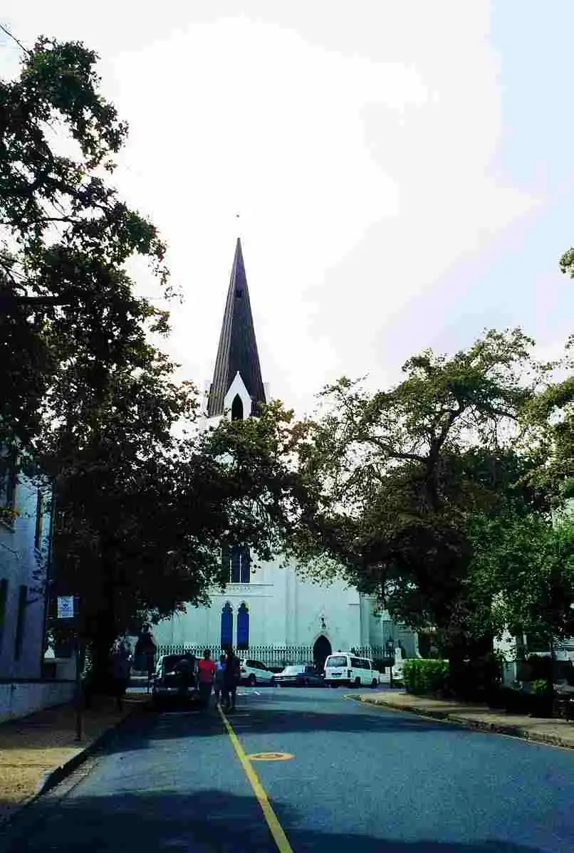 《西行印象》：南非大学拾趣