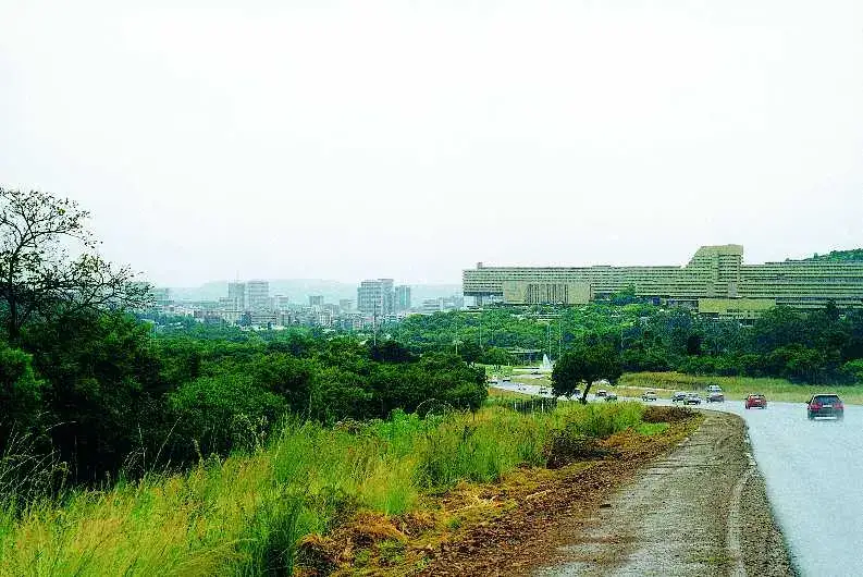 《西行印象》：南非大学拾趣