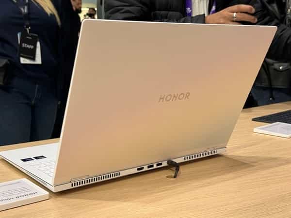 AI PC大爆发!英特尔酷睿Ultra成最大赢家